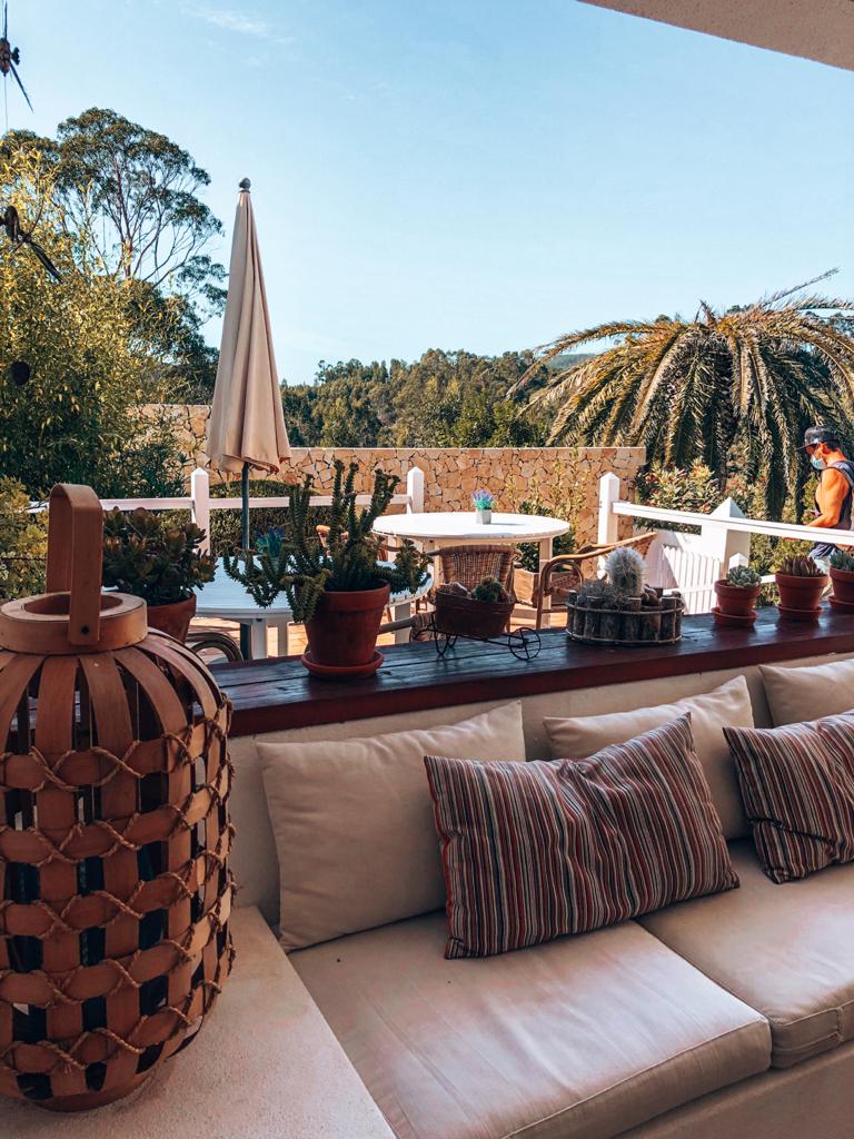 tips for sustainable travel accommodation