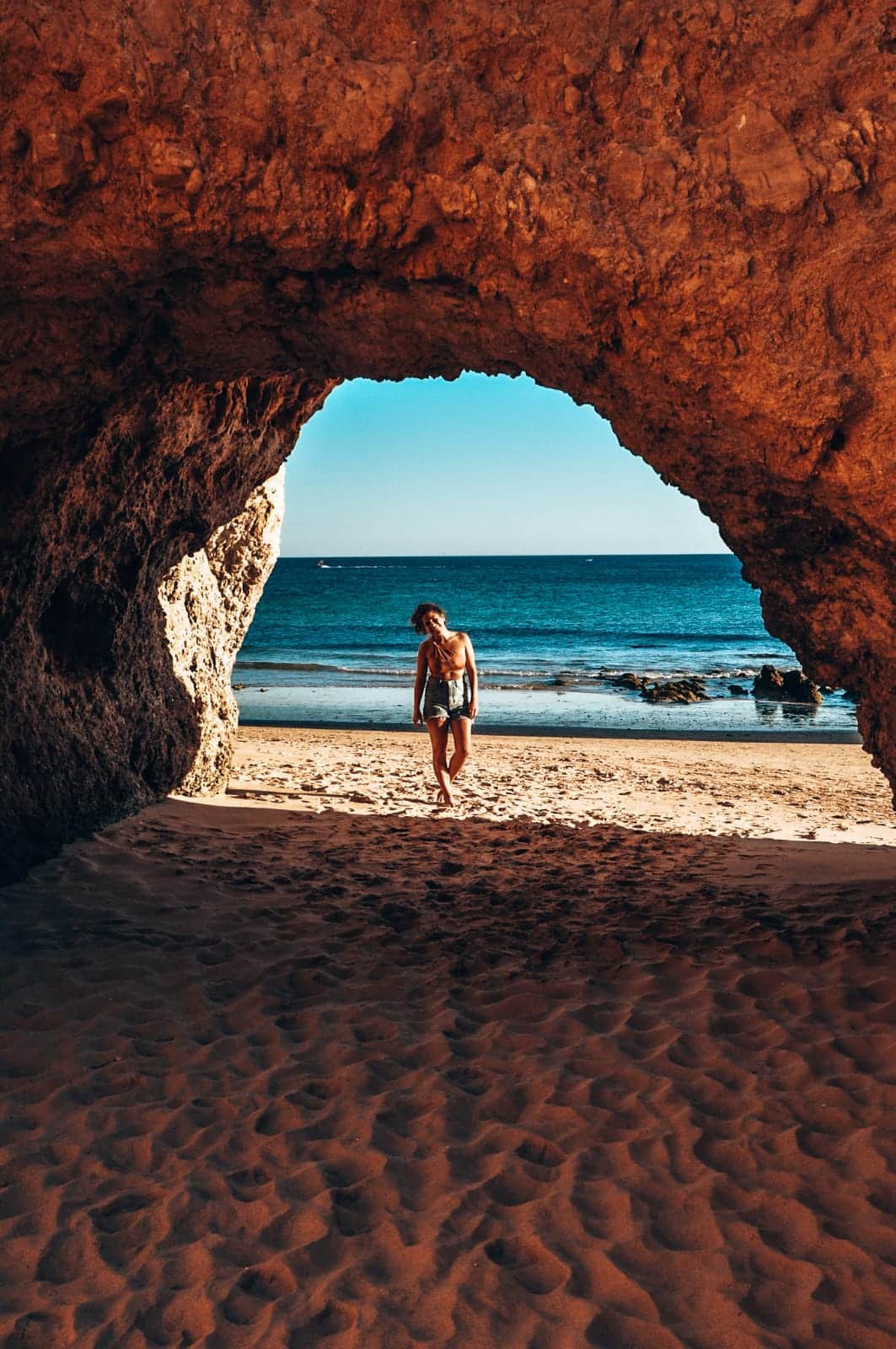 Praia dos tres Irmaos | jillonjourney Praia dos tres irmaos Portugal