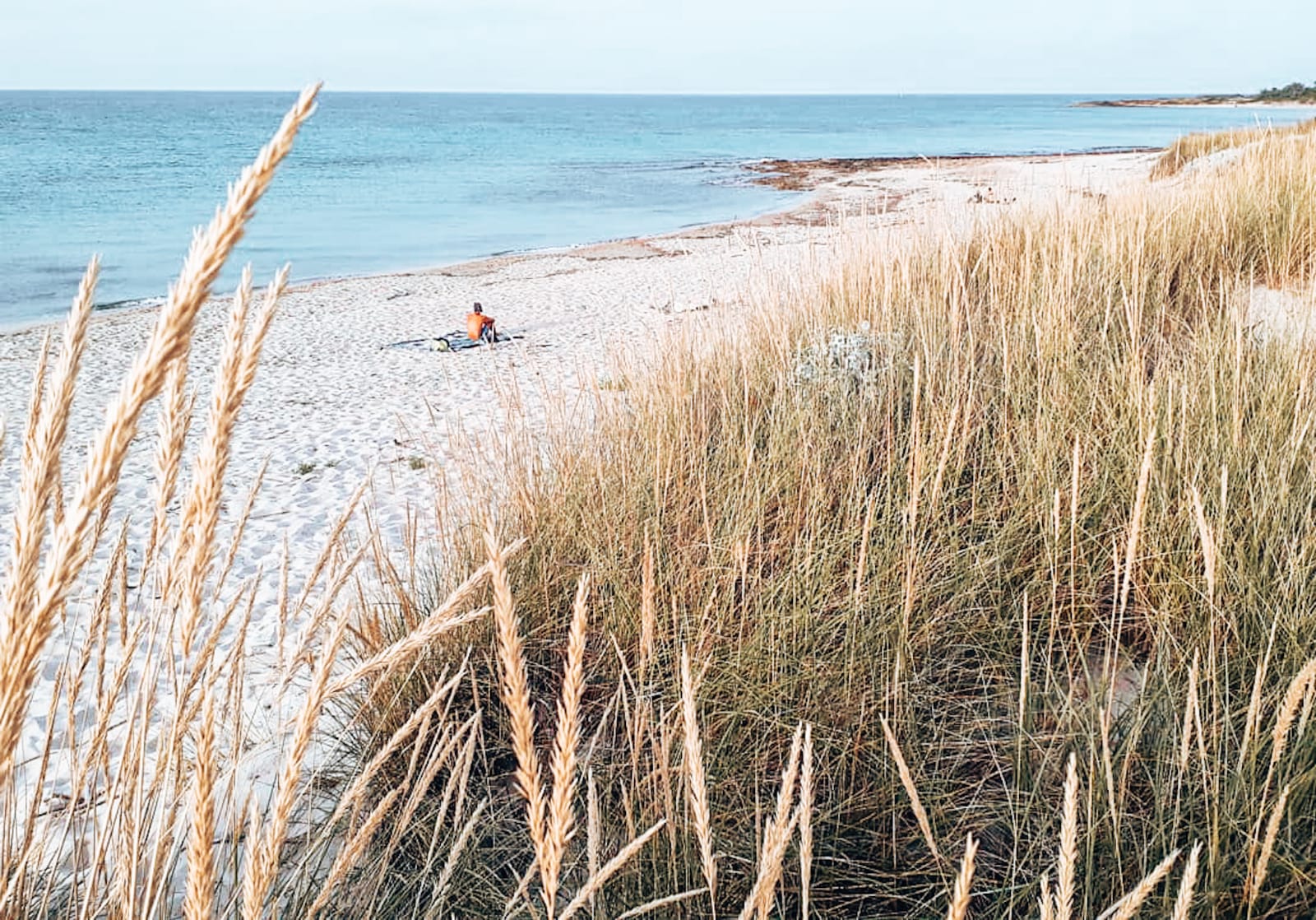 Tips for travel post lockdown | empty beach | Tipps für Urlaub nach dem Lockdown