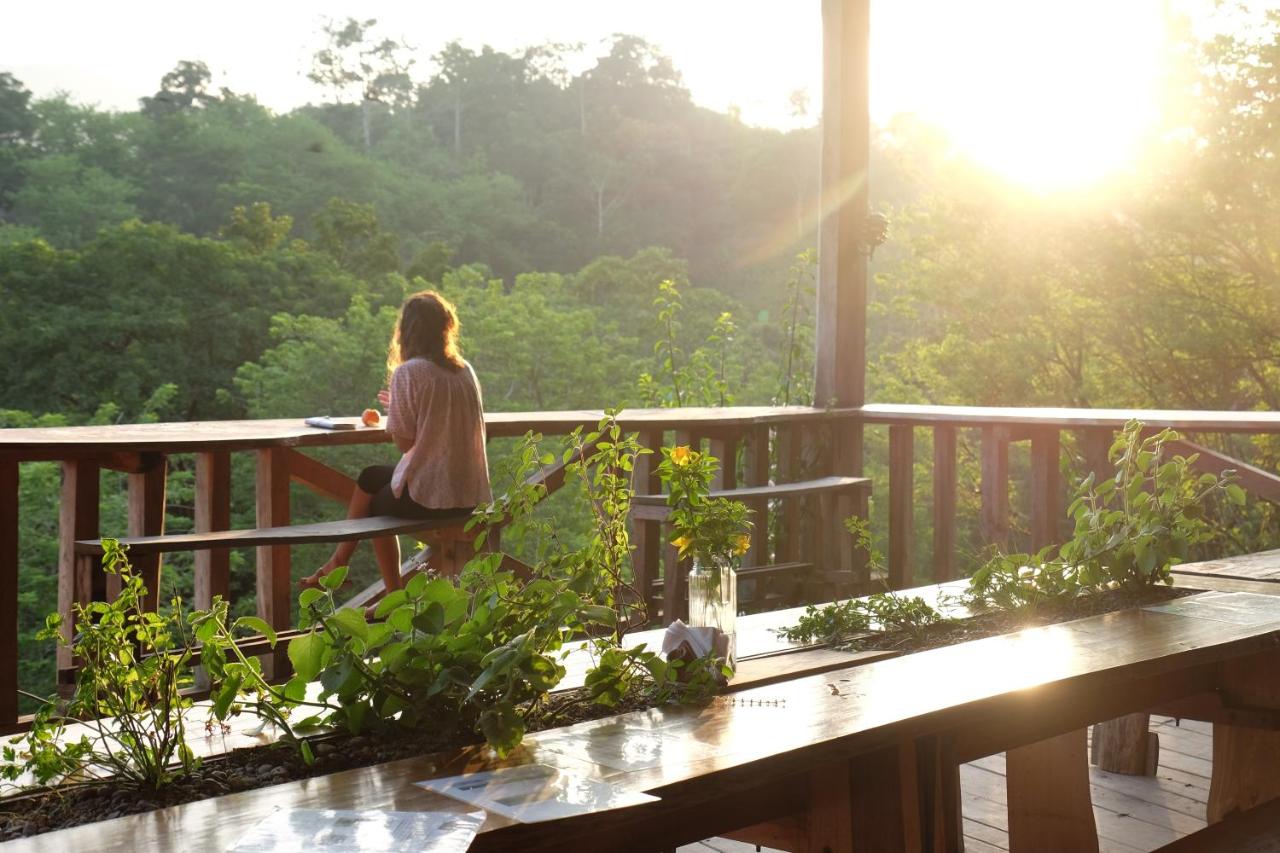 Utopia Utopia Eco Hotel
