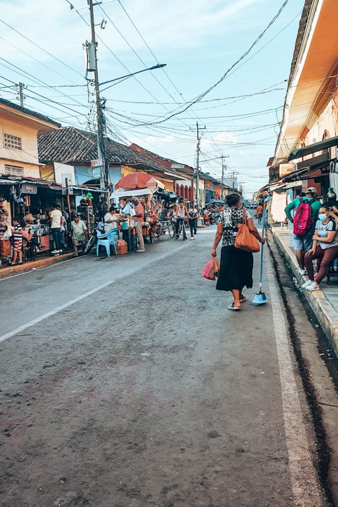 Visiting Granada is a must when backpacking in Nicaragua / Granada steckt voller Sehenswürdigkeiten in Nicaragua