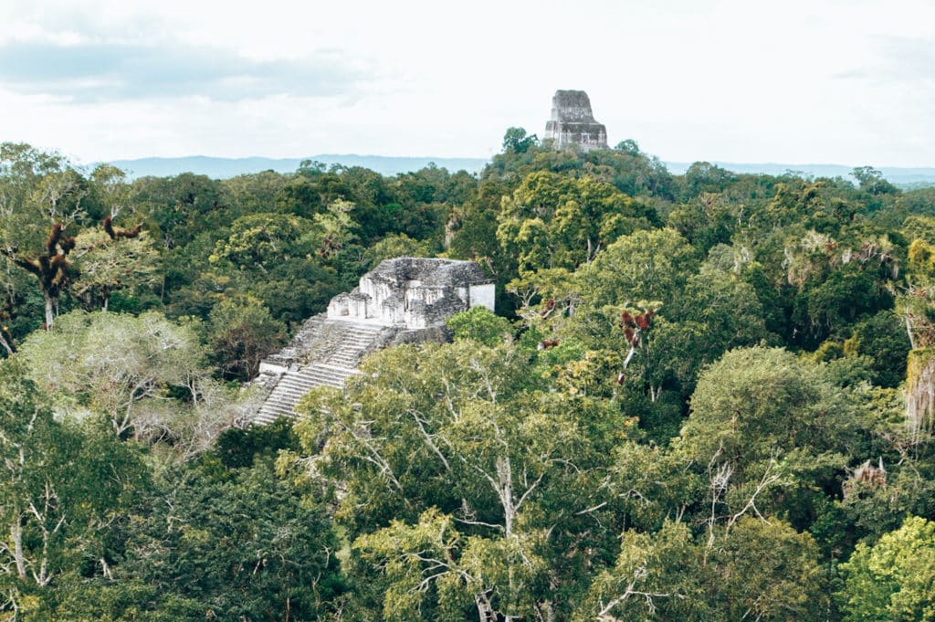 Visiting Tikal is one of the most impressive things to do when backpacking in Central America / Die Ruinen von Tikal sind ein beeindruckender Reisetipp auf deiner Mittelamerika Backpacking Route