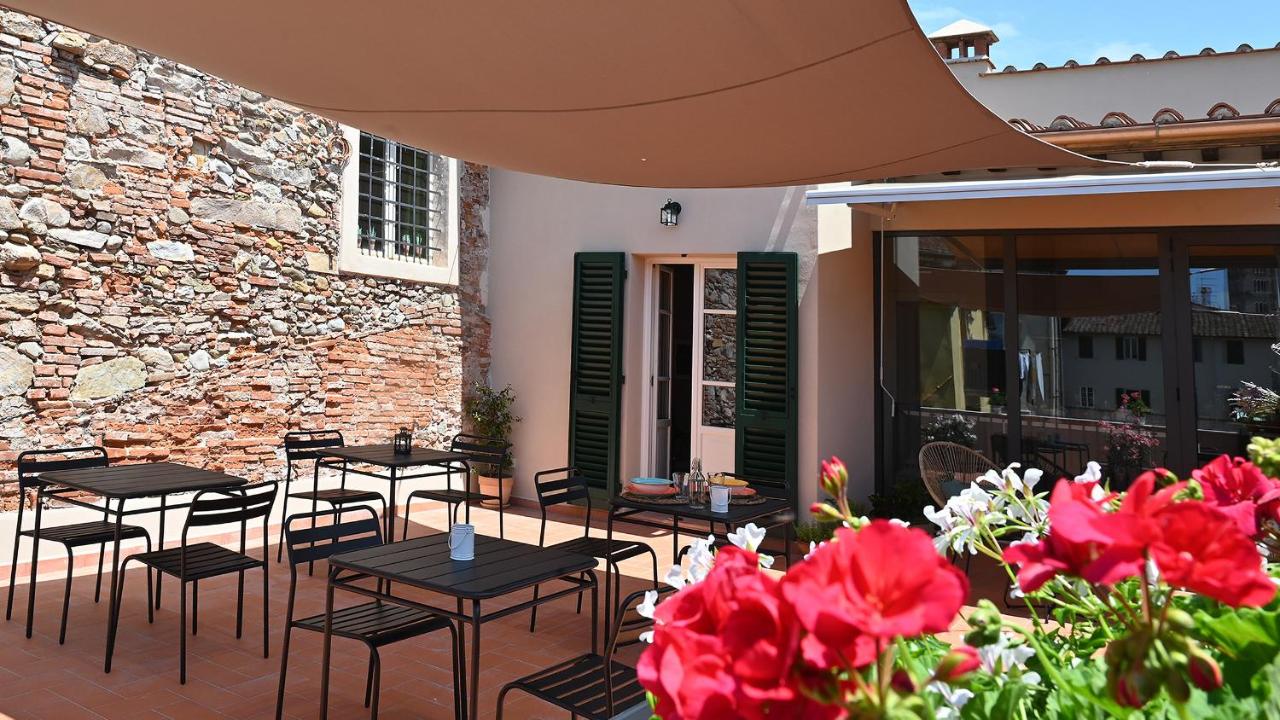 L’Iris B&B in Terrazza L'Iris B&B in Terrazza Lucca
