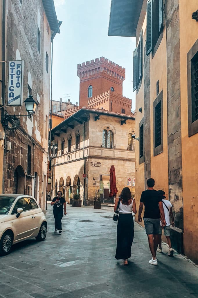 Tuscany-road-trip-jillonjourney (18) Alleys in Lucca