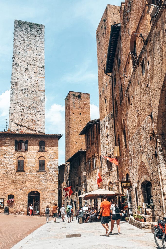 Tuscany-road-trip-jillonjourney (24) Towers of San GImignano / San Gimignano gehört zu den schönsten Toskana Sehenswürdigkeiten