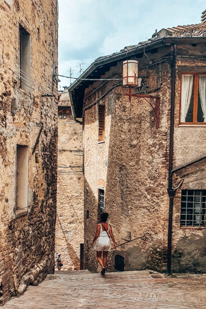 Tuscany-road-trip-jillonjourney (25) San Gimignano is a popular stop during a Tuscany road trip