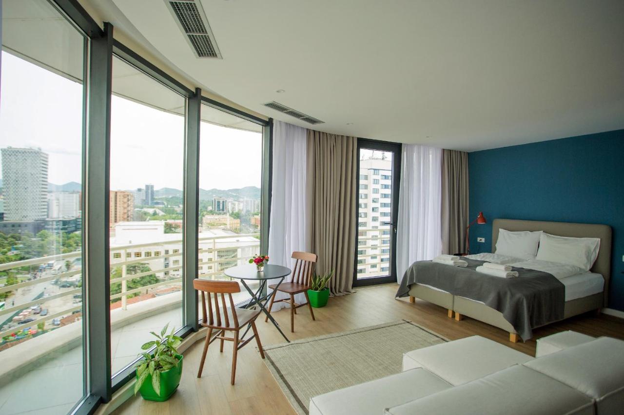 196767701 Rooftop Tirana