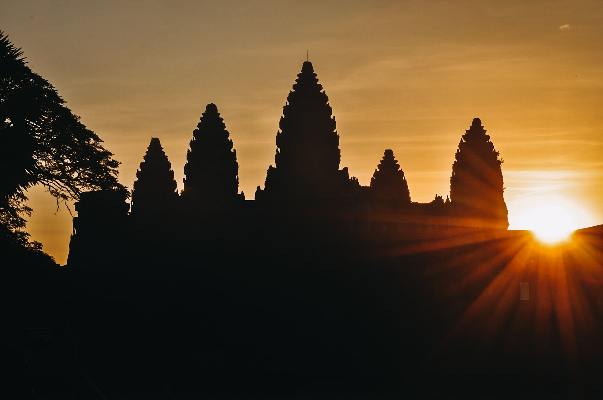 Angkor Wat, a highlight on any backpacking Cambodia itinerary when backpacking in Southeast Asia / Angkor Wat, ein Highlight beim Backpacking in Südostasien