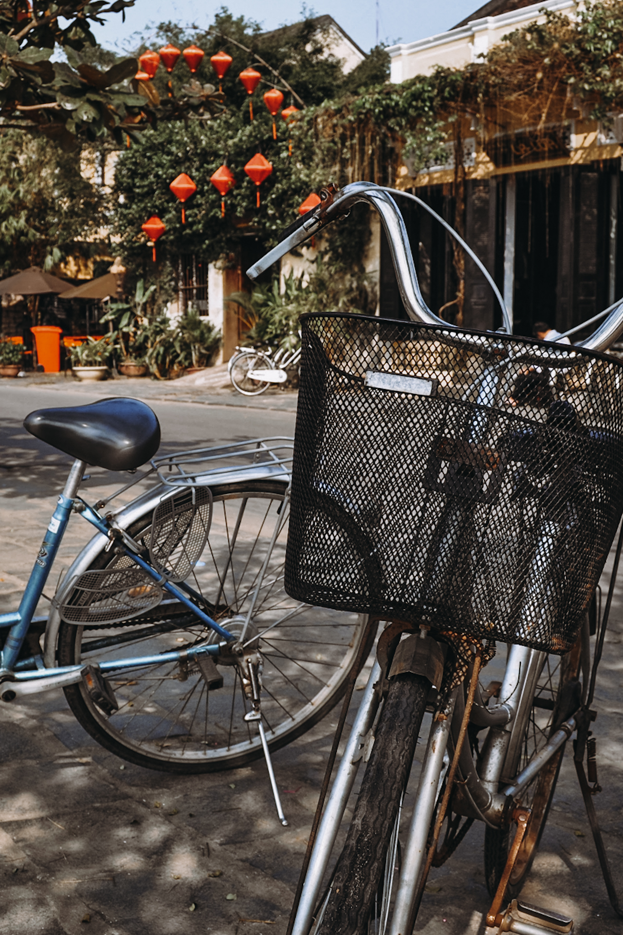 Renting bicycles, a fun way to explore your Vietnam itinerary / Fahrräder mieten auf der Vietnam Backpacking Route