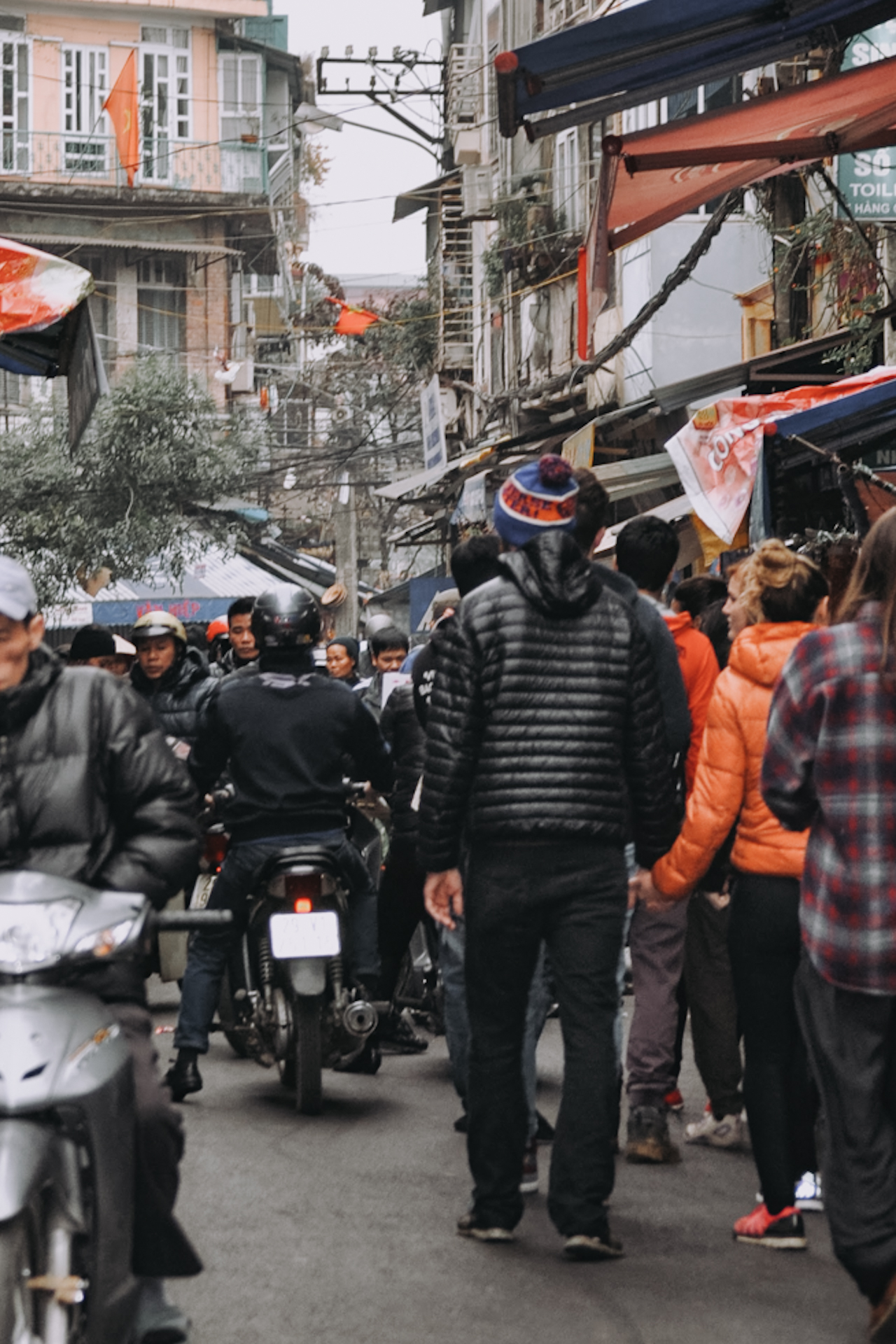 Cold temperatures in Hanoi during my Vietnam itinerary / Kalte Straßen von Hanoi auf meiner Vietnam Reiseroute