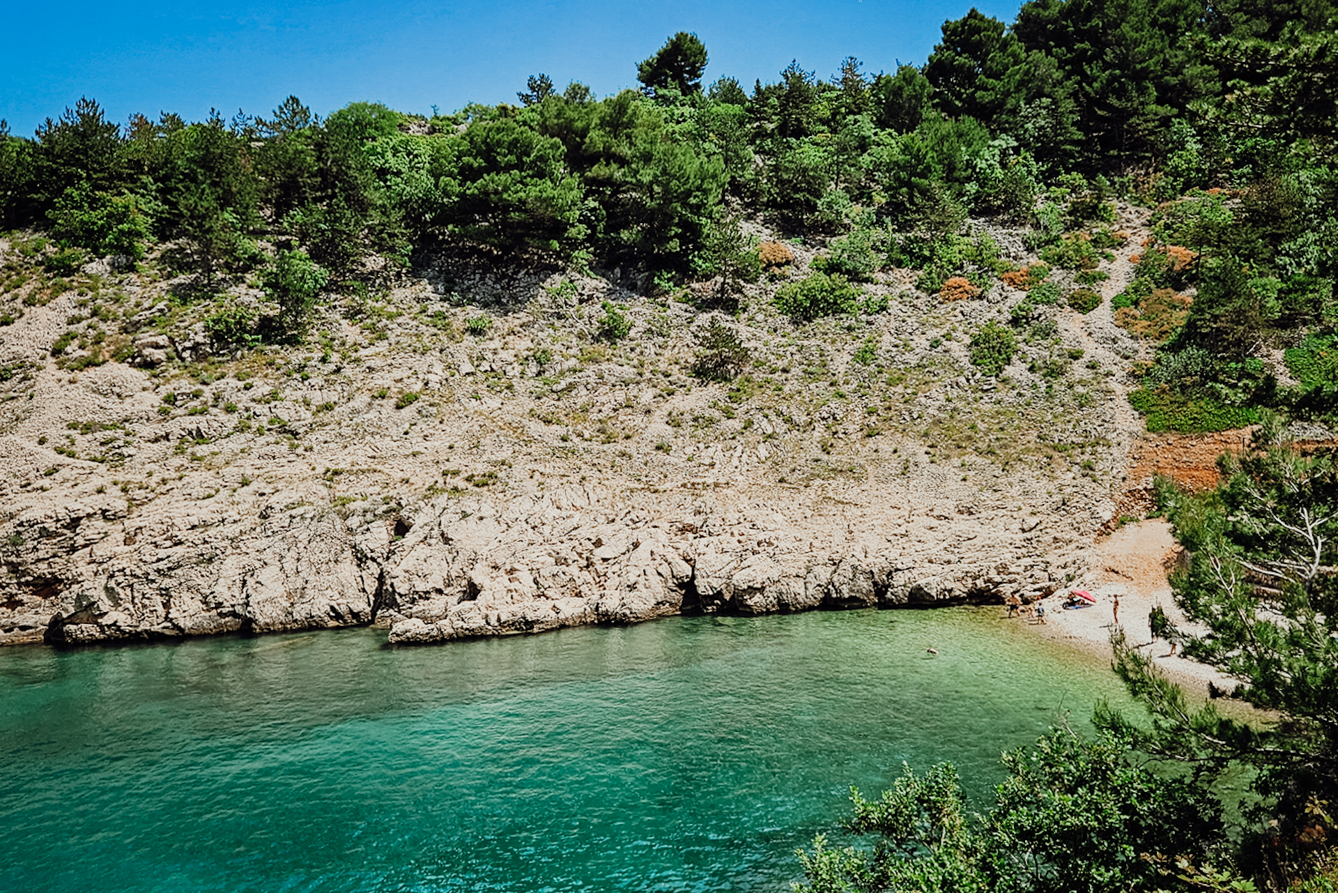 Kozika Beach, Krk Croatia / Strände gehören zu den schönsten Reisetipps in Krk