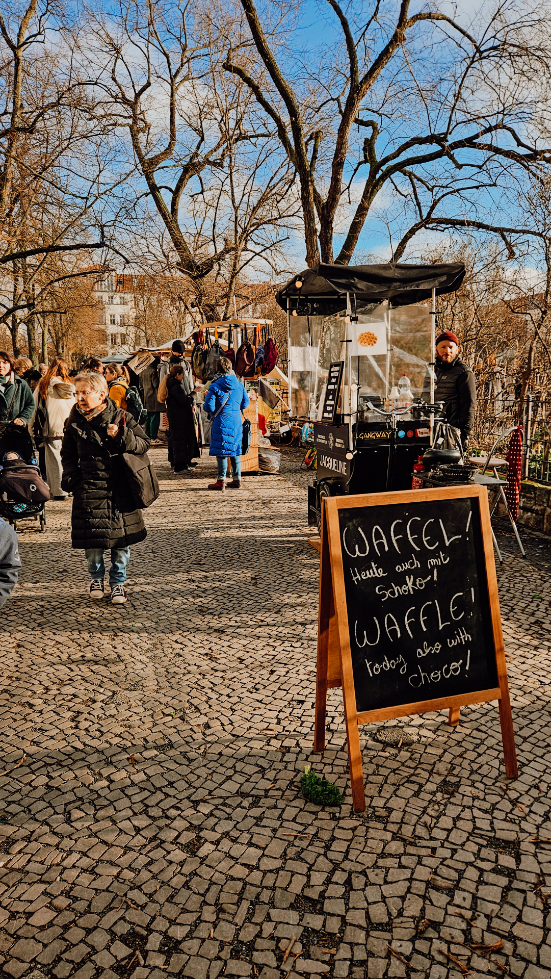 berlin_off_the_beaten_path_jillonjourney_240127_140744 Boxhagener Platz market, Berlin off the beaten path / Markt am Boxhagener Platz darf unter den Insider-Tipps in Berlin nicht fehlen