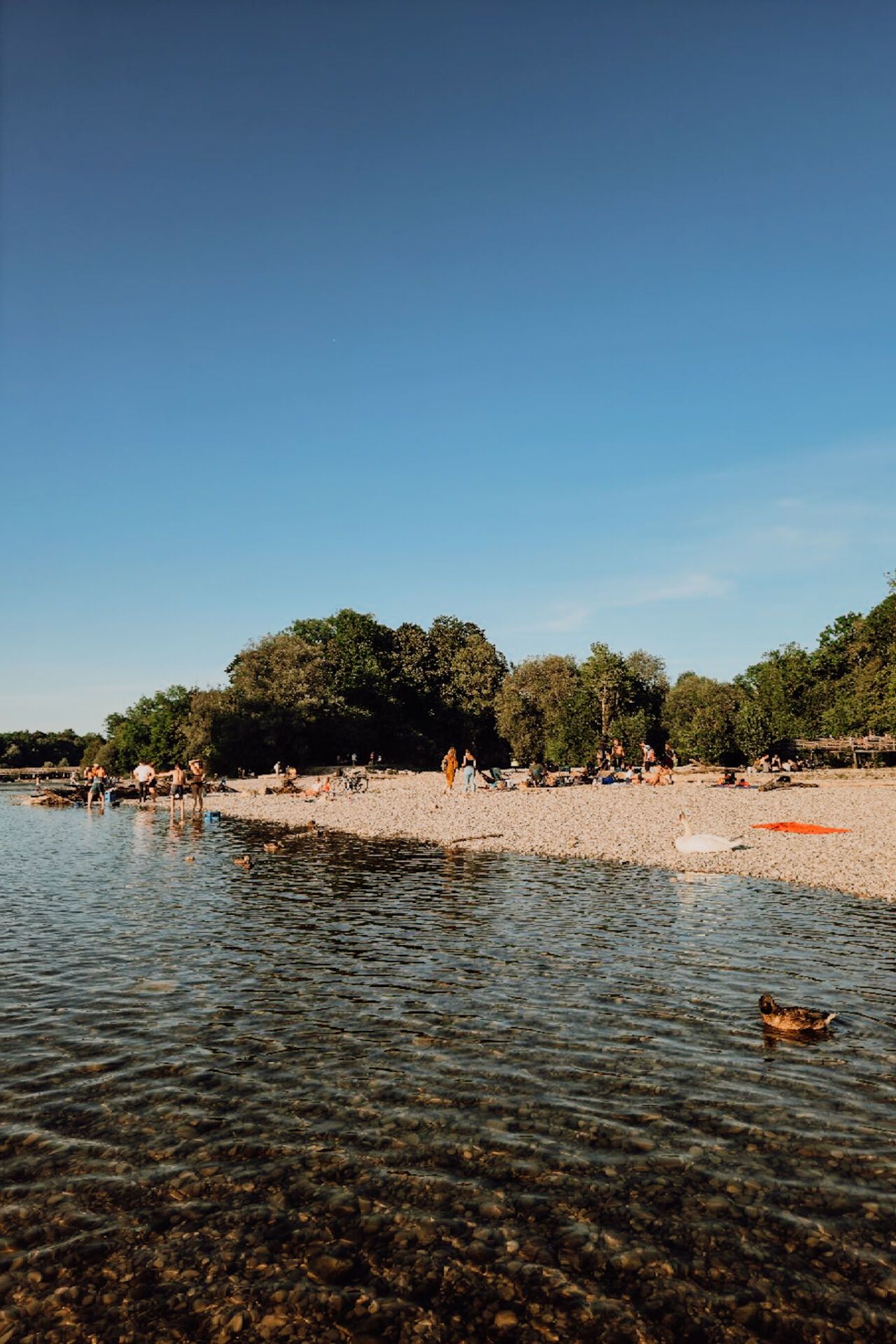 munich_off_the_beaten_path_jillonjourney_30811_190455 Isar Flaucher, offers many fun things to do in Munich / Flaucher, voller Geheimtipps in München