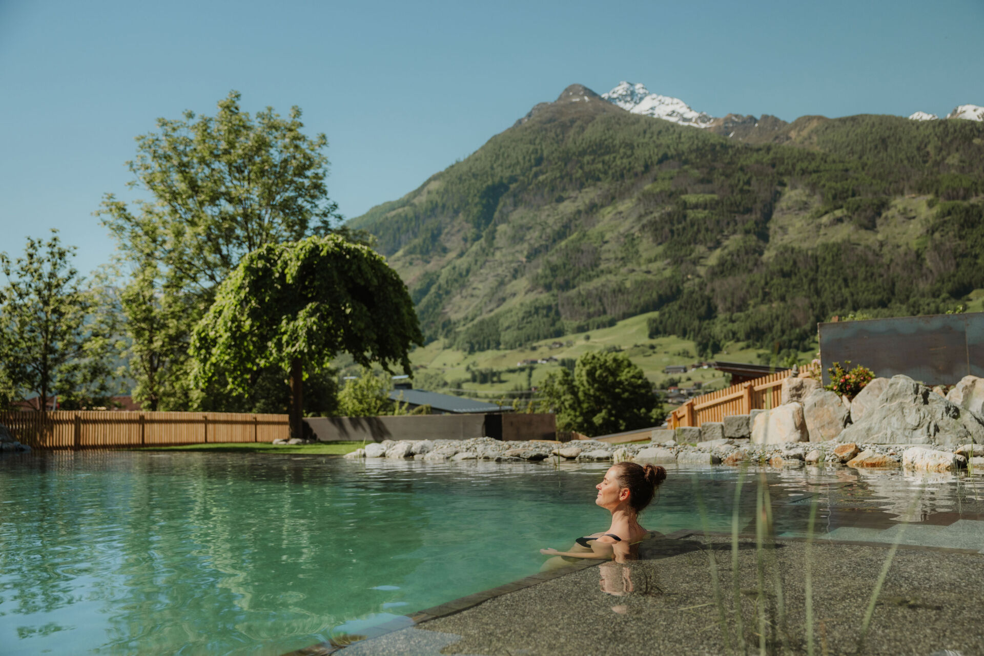 Naturpool – Elias Bachmann (11) Naturhotel Outside Pool