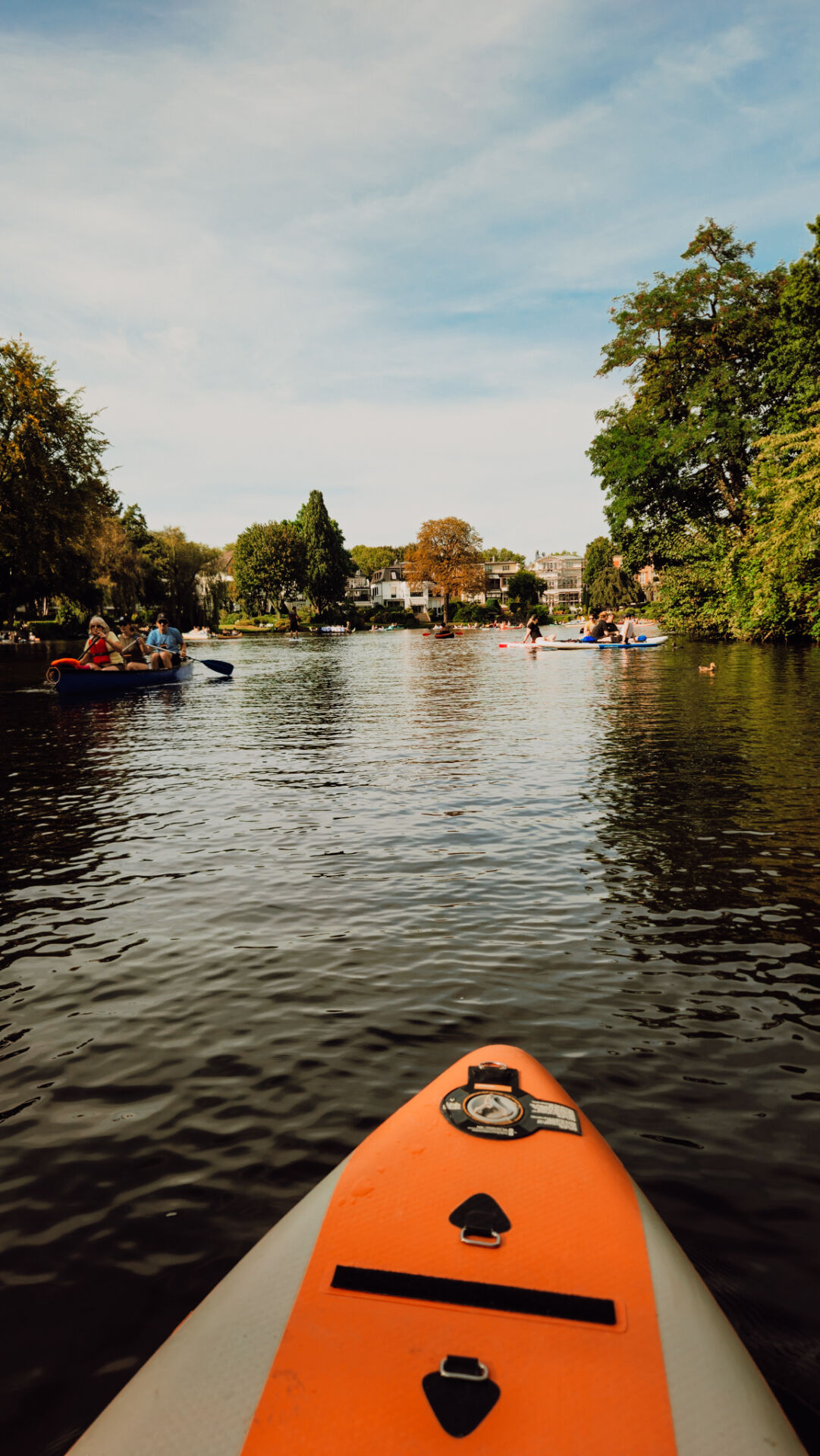 Renting a kayak, one of my favorite unusual things to do in Hamburg / Kajak mieten, ein Insider-Tipp in Hamburg
