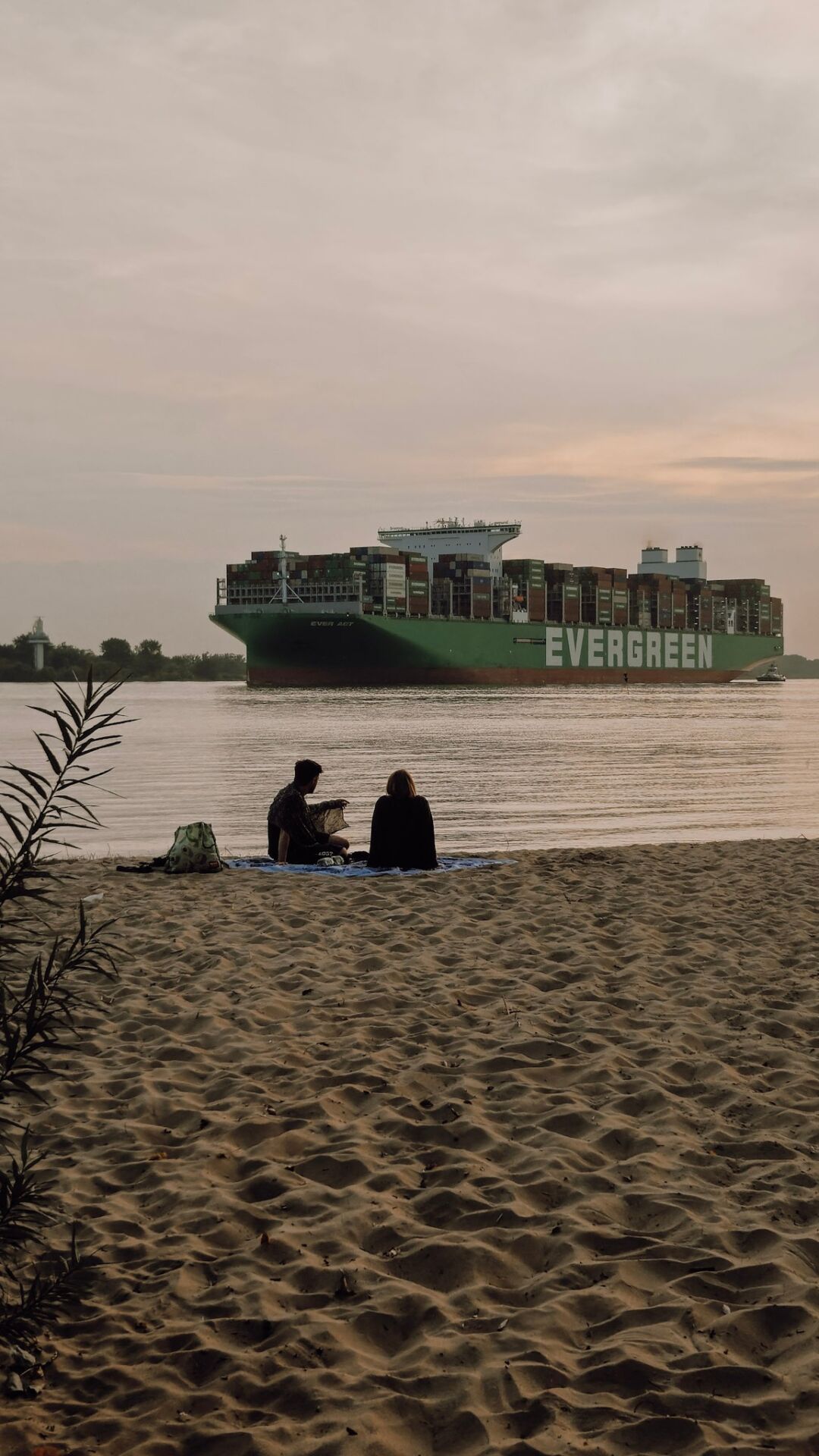 Elbstrand, alternative things to do in Hamburg / Elbstrand, ein Insider-Tipp in Hamburg