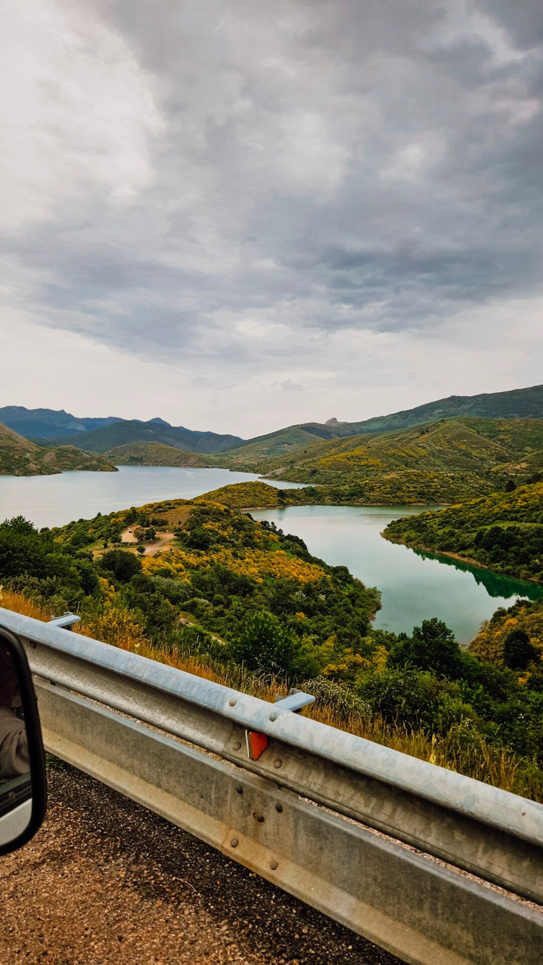 Riaño, one of my favorite stops on my Northern Spain itinerary / Riaño auf meinem Nordspanien Roadtrip