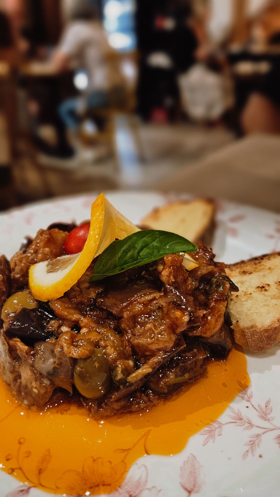 Caponata, a dish you have to try on your Sicily itinerary / Caponata, musst du auf deiner Sizilien Rundreise im Auto probieren