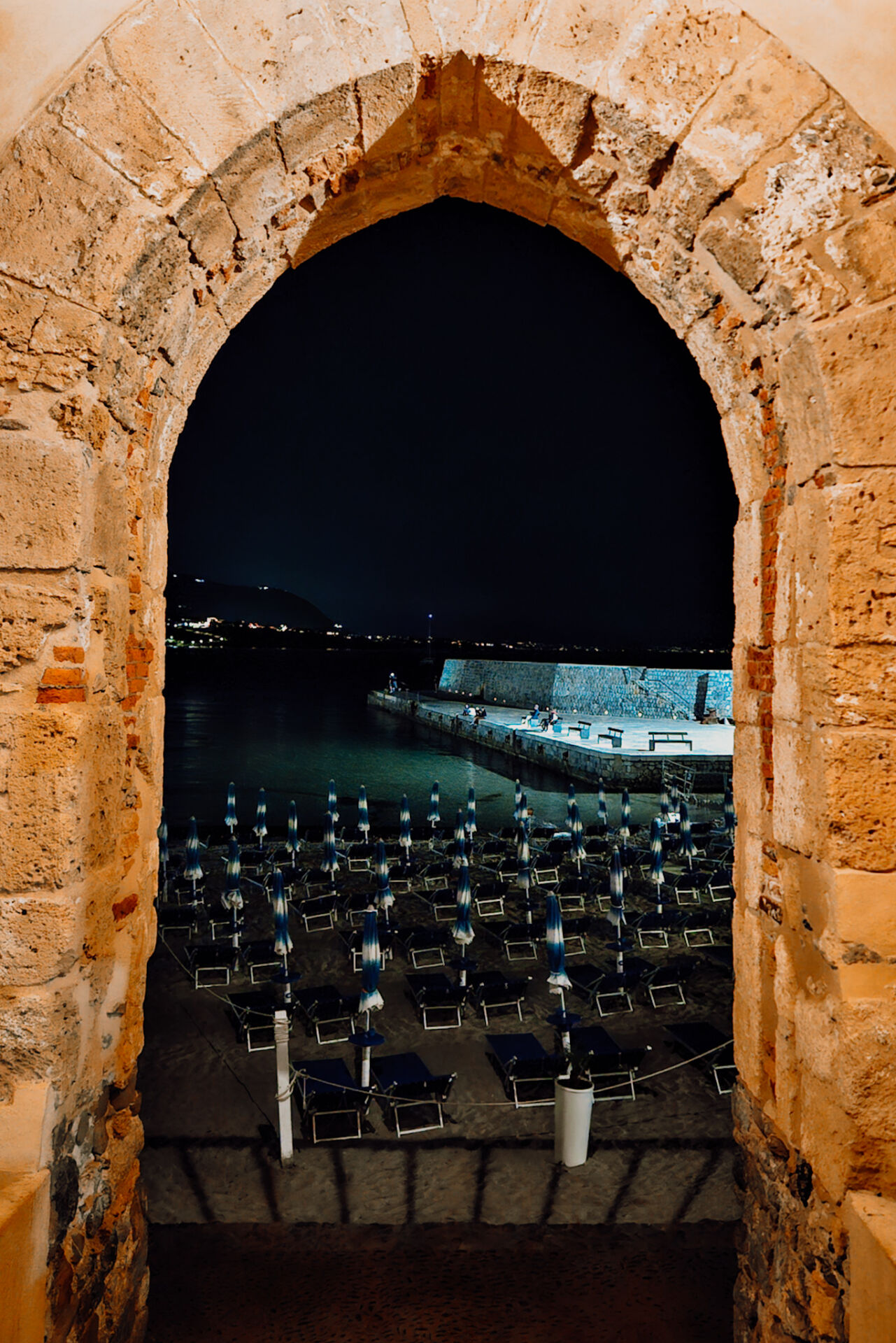 Cefalu, a highlight on your Sicily itinerary / Cefalu, ein Muss auf deiner Sizilien Rundreise im Auto