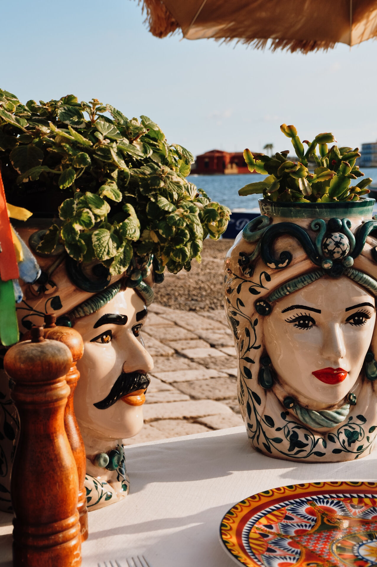 Marzamemi, an essential stop on your Sicily itinerary / Mazamemi, ein Muss auf deiner Sizilien Rundreise im Auto